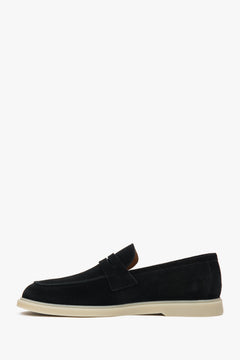 Luksusowe loafersy męskie Estro w czarnym kolorze, wykonane z włoskiego weluru naturalnego Premium. 