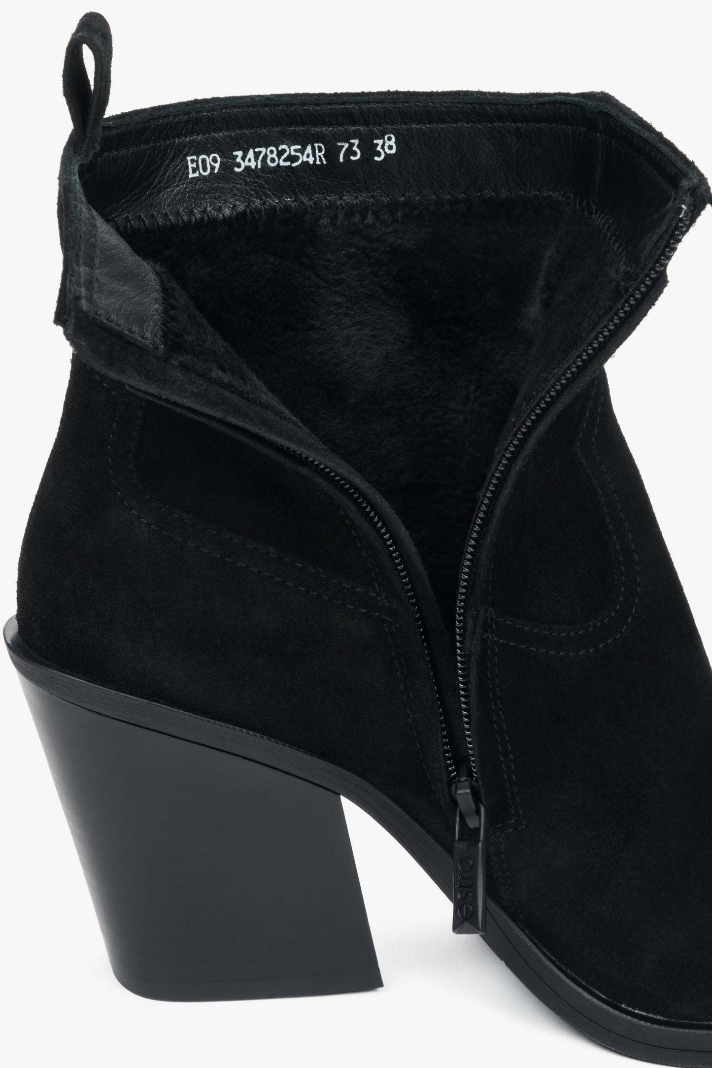 Ocieplane, czarne kowbojki damskie z włoskiego weluru naturalnego Premium Estro.