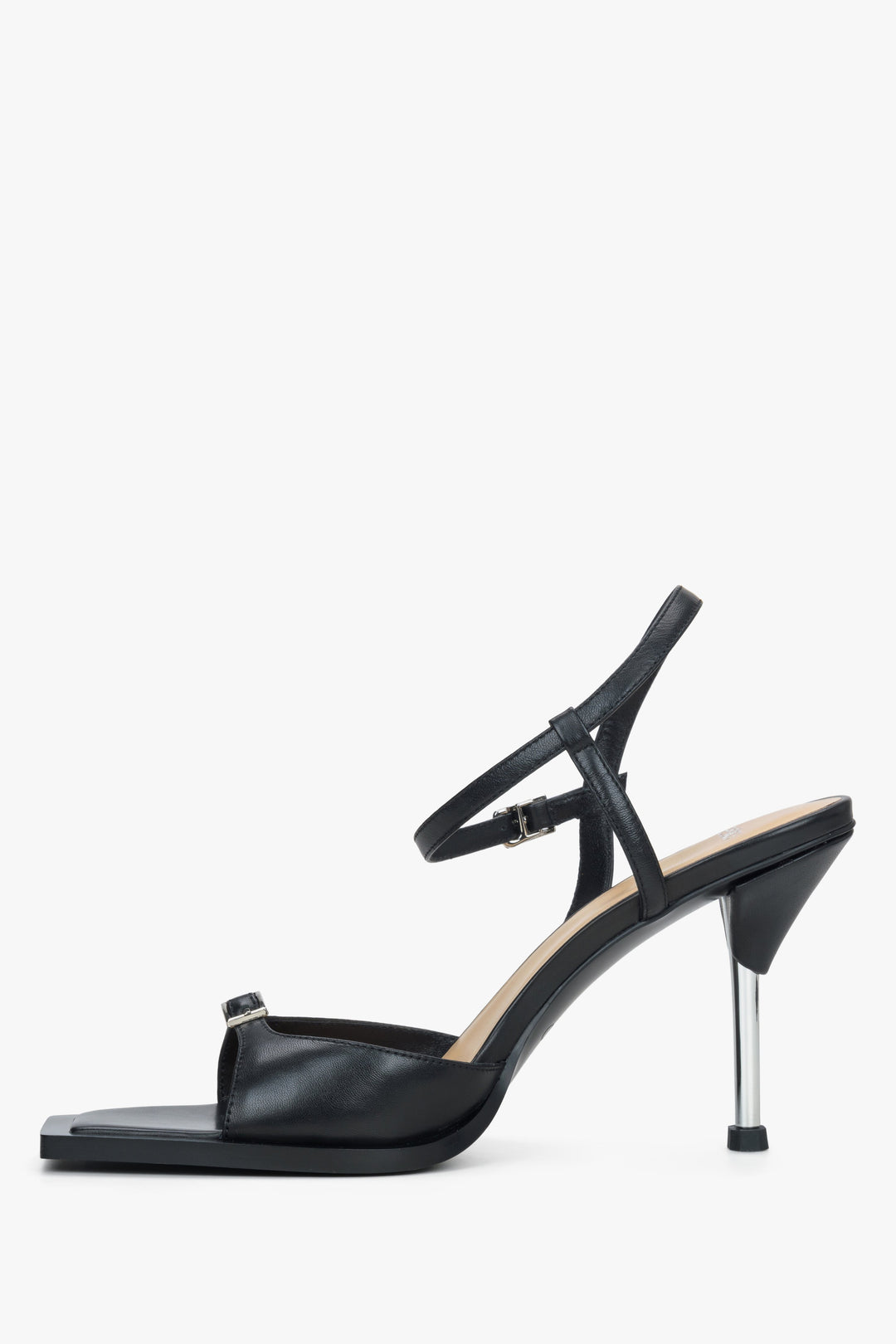 Damskie czarne sandałki na szpilce ze skóry naturalnej Estro.