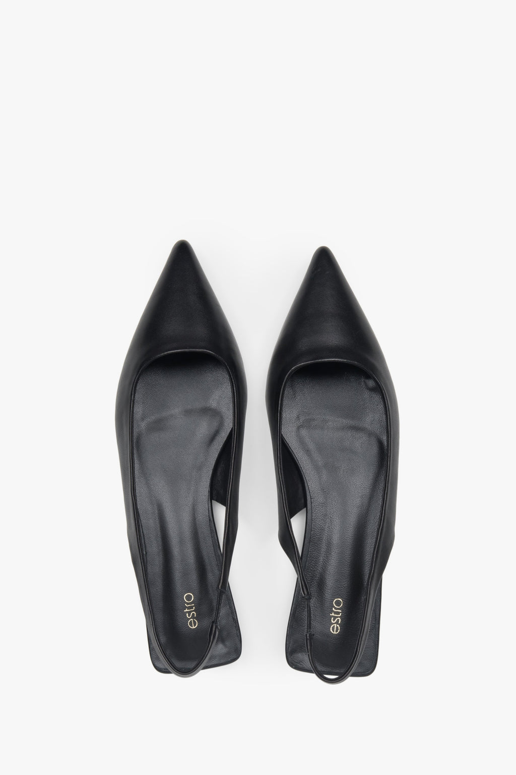 Eleganckie czarne sandały damskie na płaskim obcasie, slingback, szpiczasty nosek.