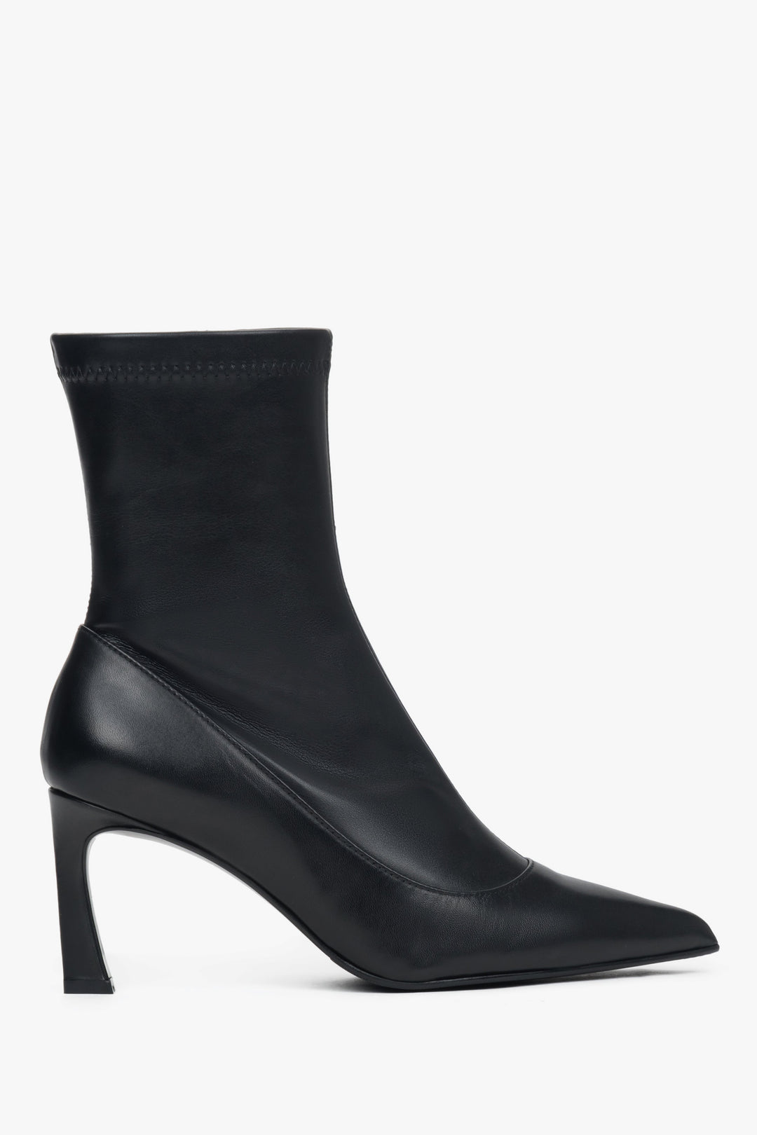 Czarne skórzane botki damskie z elastyczną cholewą na szpilce Estro ER00118409.
