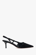 Czarne welurowe czółenka typu slingback na niskim obcasie Estro ER00117176.