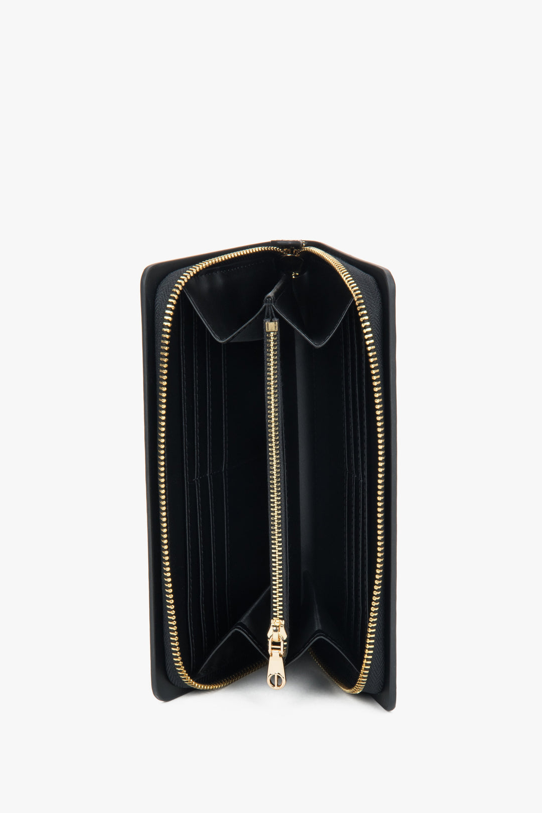 Czarny kontynentalny portfel damski zapinany na suwak ze skóry naturalnej