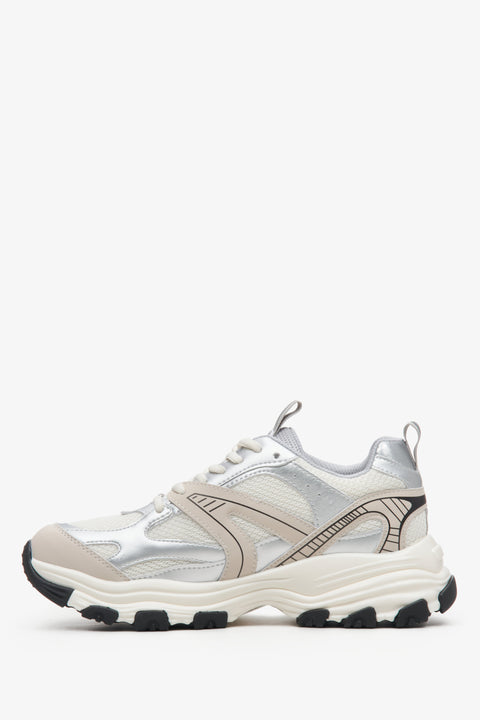 Damskie jasnobeżowo-srebrne sneakersy ES8 - profil buta.