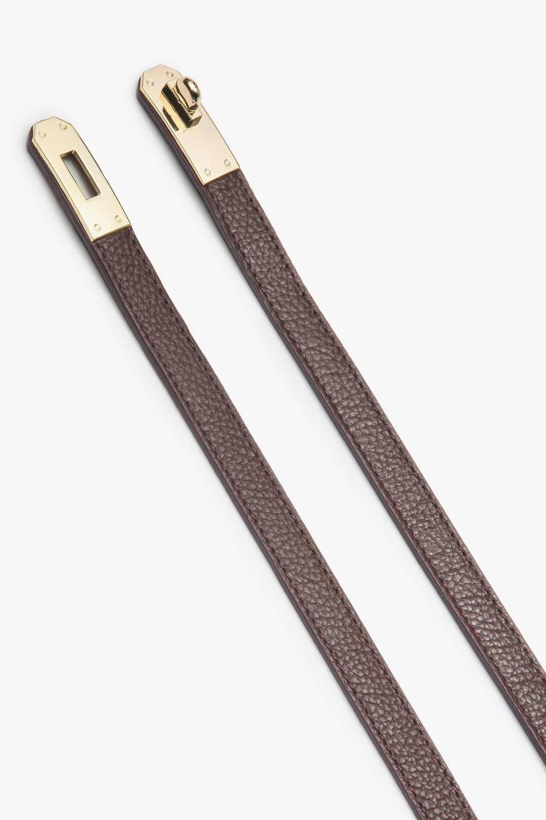 Elegancki damski bordowy pasek z włoskiej naturalnej skóry Premium - idealny na jesienne stylizacje.