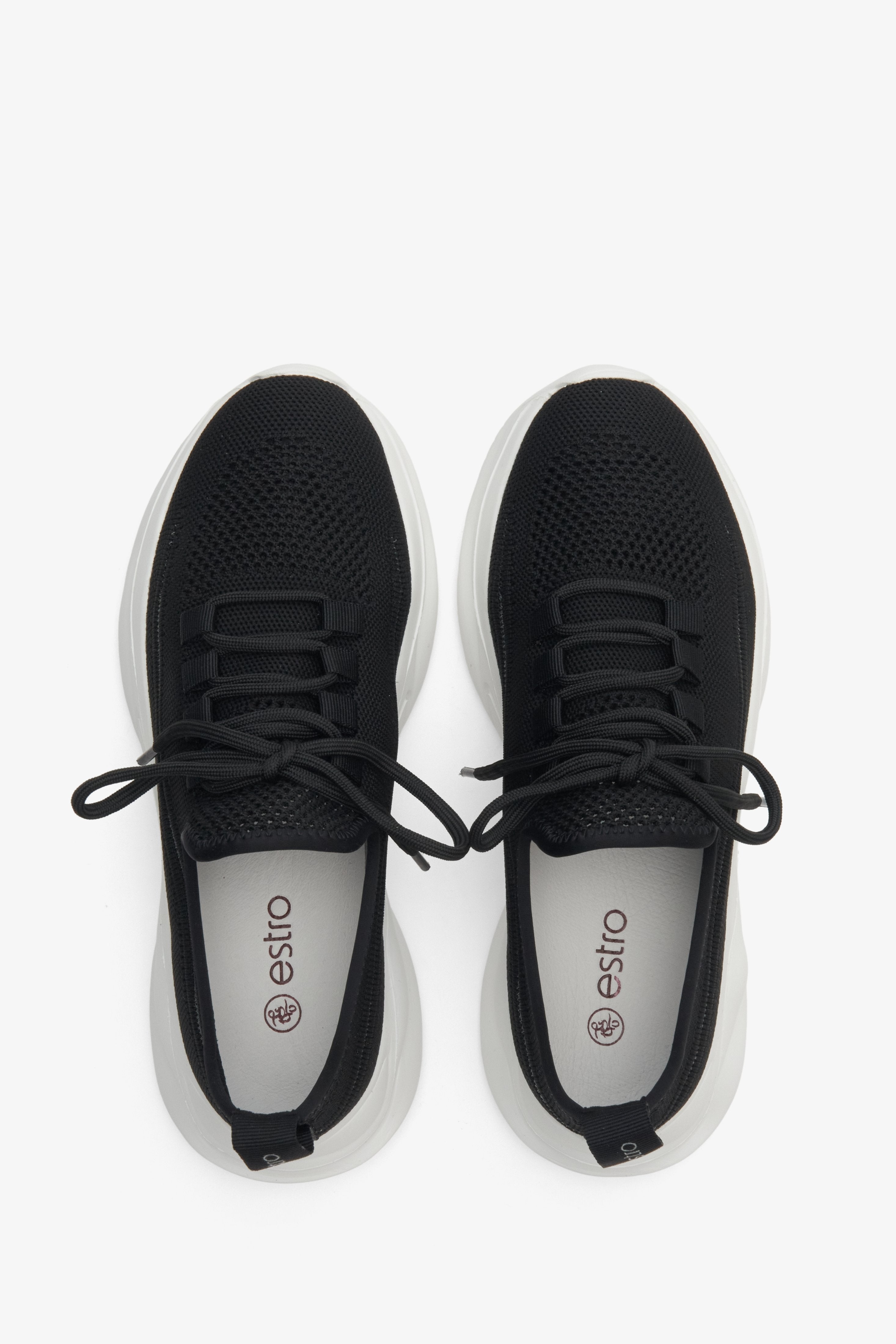 Sneakersy damskie czarne z siateczki na lato Estro - prezentacja modelu z góry.