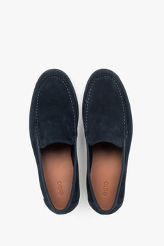 Loafersy męskie, granatowe, z weluru naturalnego, z kontrastującą podeszwą, Estro.
