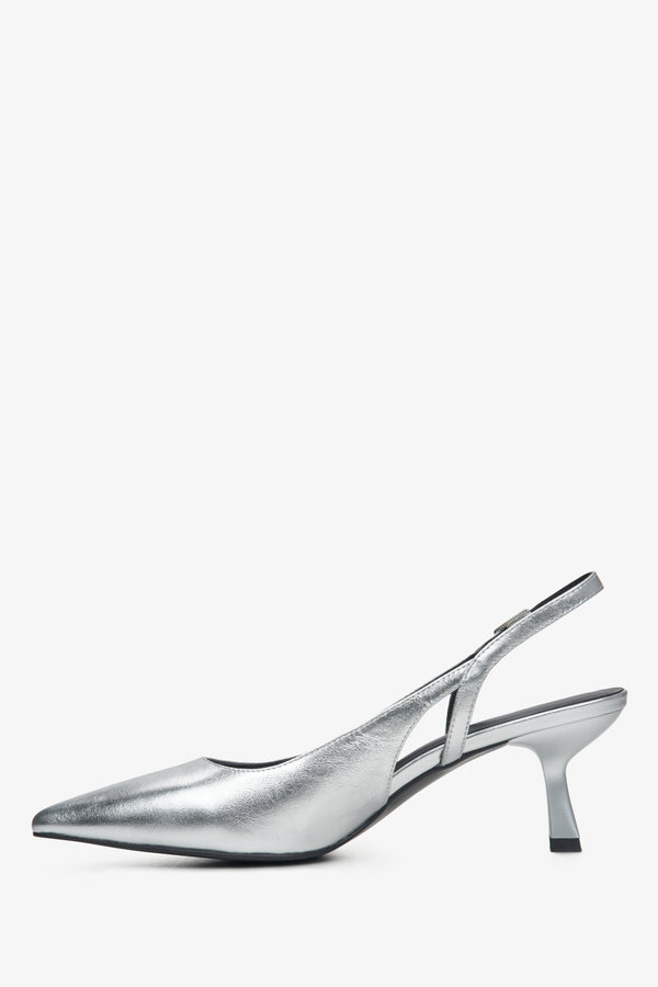 Srebrne skórzane buty damskie slingbacki Estro X MustHave - profil buta.