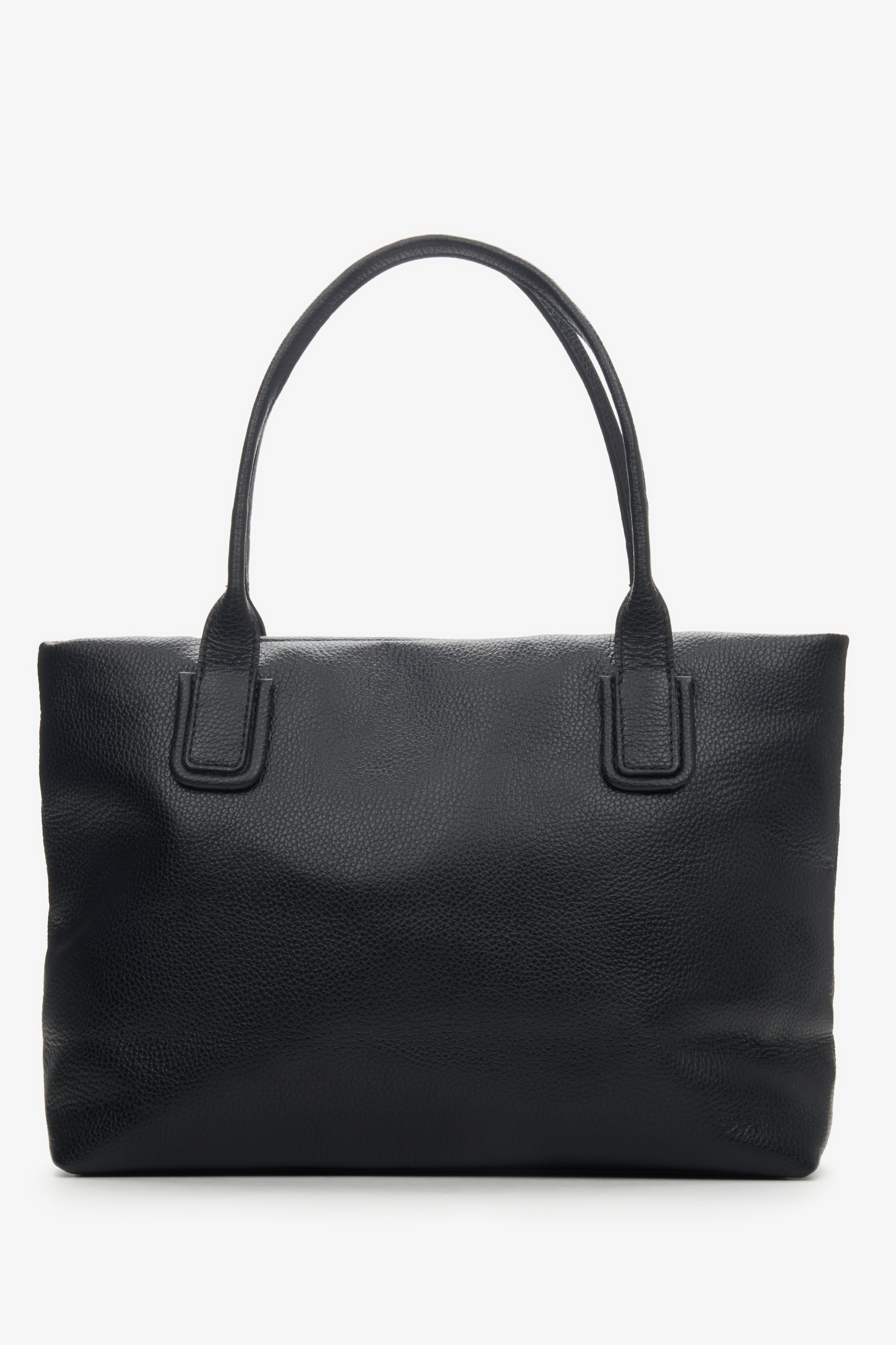 Czarna torebka damska typu shopper z włoskiej skóry naturalnej Estro - tył modelu.