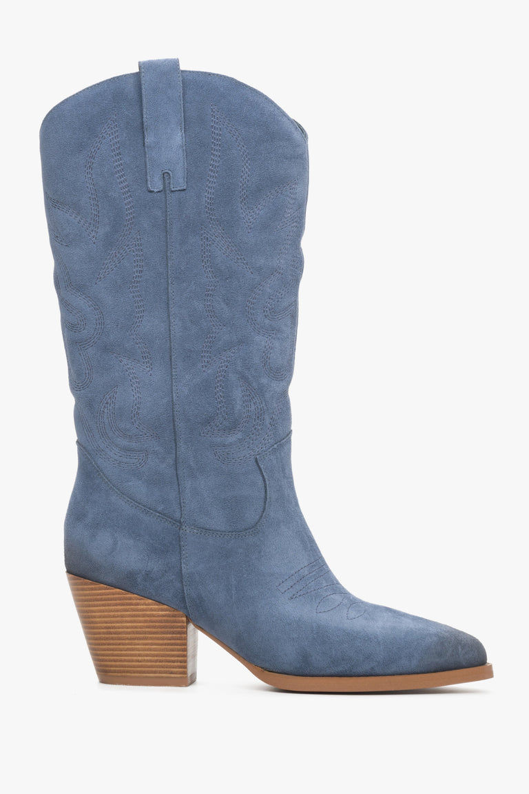 Welurowe kowbojki damskie z wysoką cholewą w kolorze niebieskim Estro - profil buta.