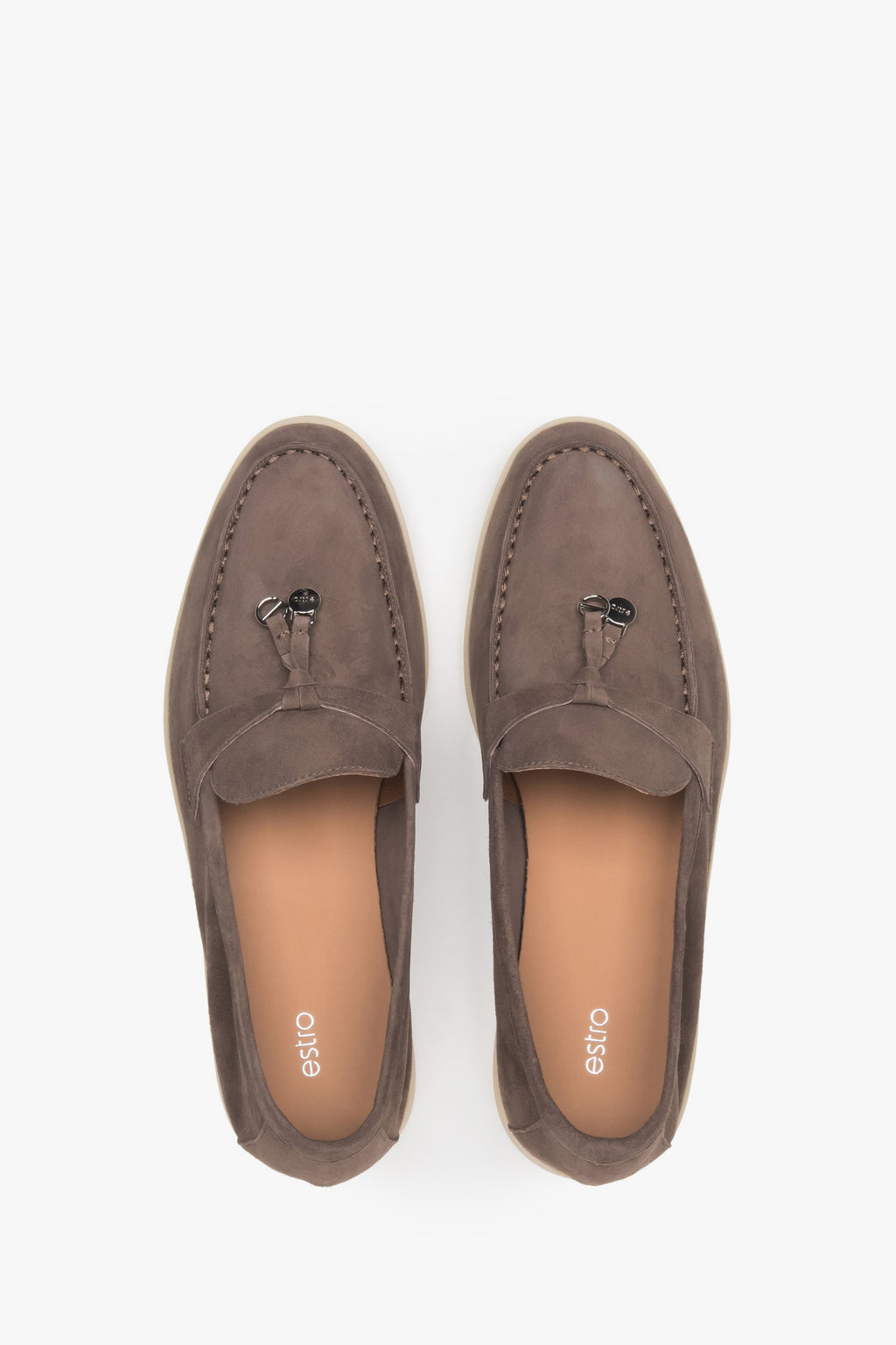 Mokasyny damskie Estro, jasnobrązowe, z weluru naturalnego.