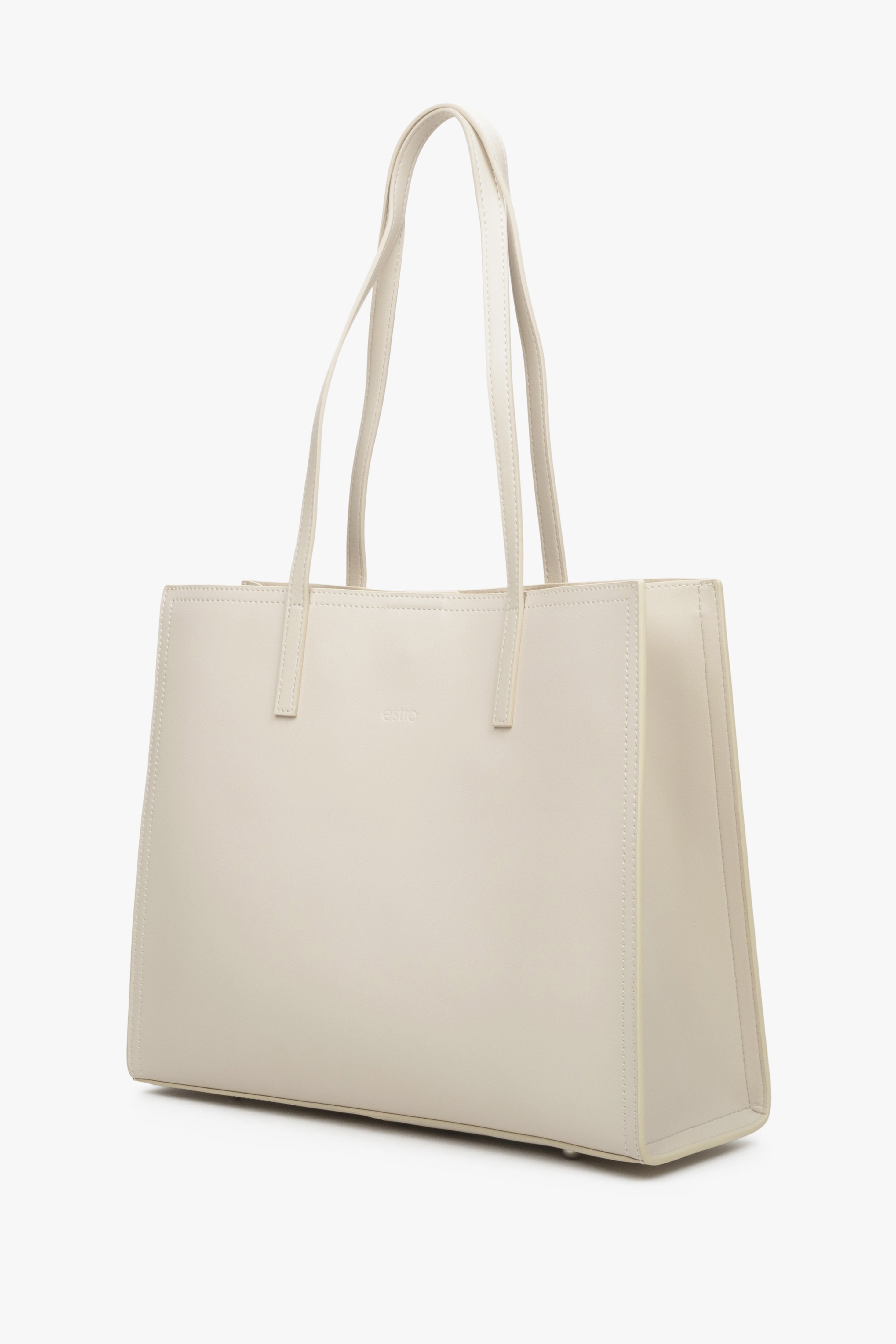 Jasnobeżowa torebka damska typu shopper ze skóry naturalnej marki Estro.