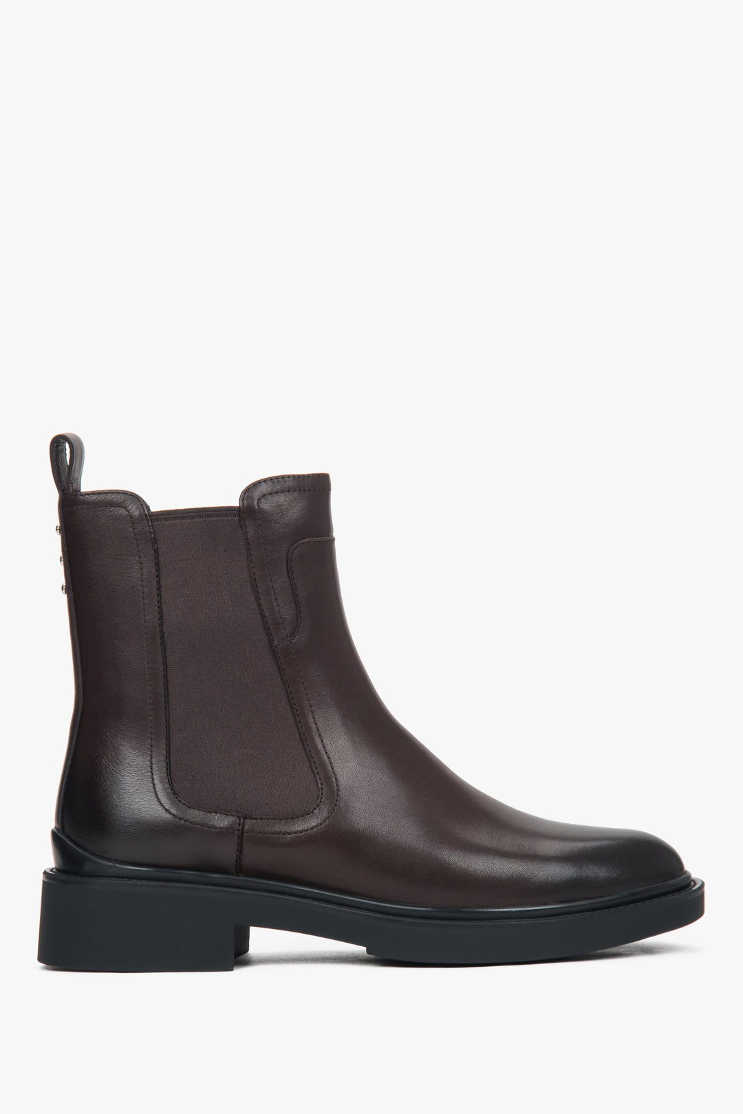 Klasyczne ciemnobrązowe sztyblety damskie z lekkim ociepleniem Estro ER00118407.