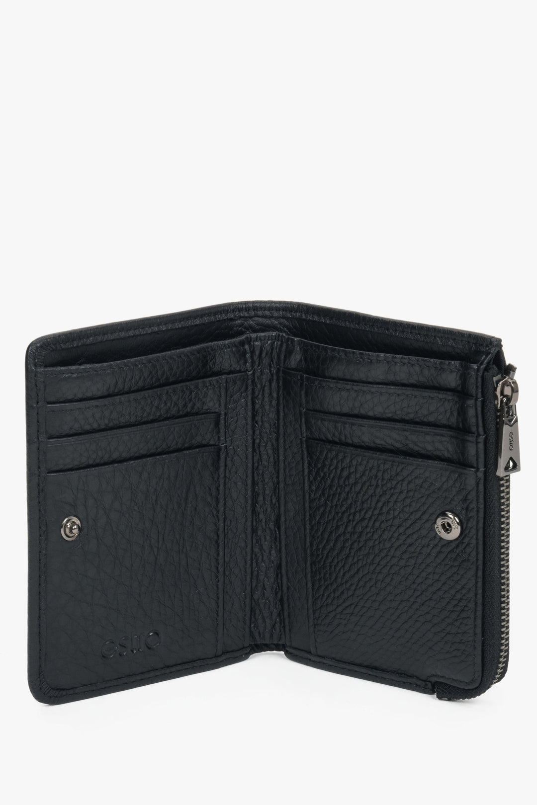 Męski kompaktowy czarny portfel z groszkowej skóry naturalnej Estro.