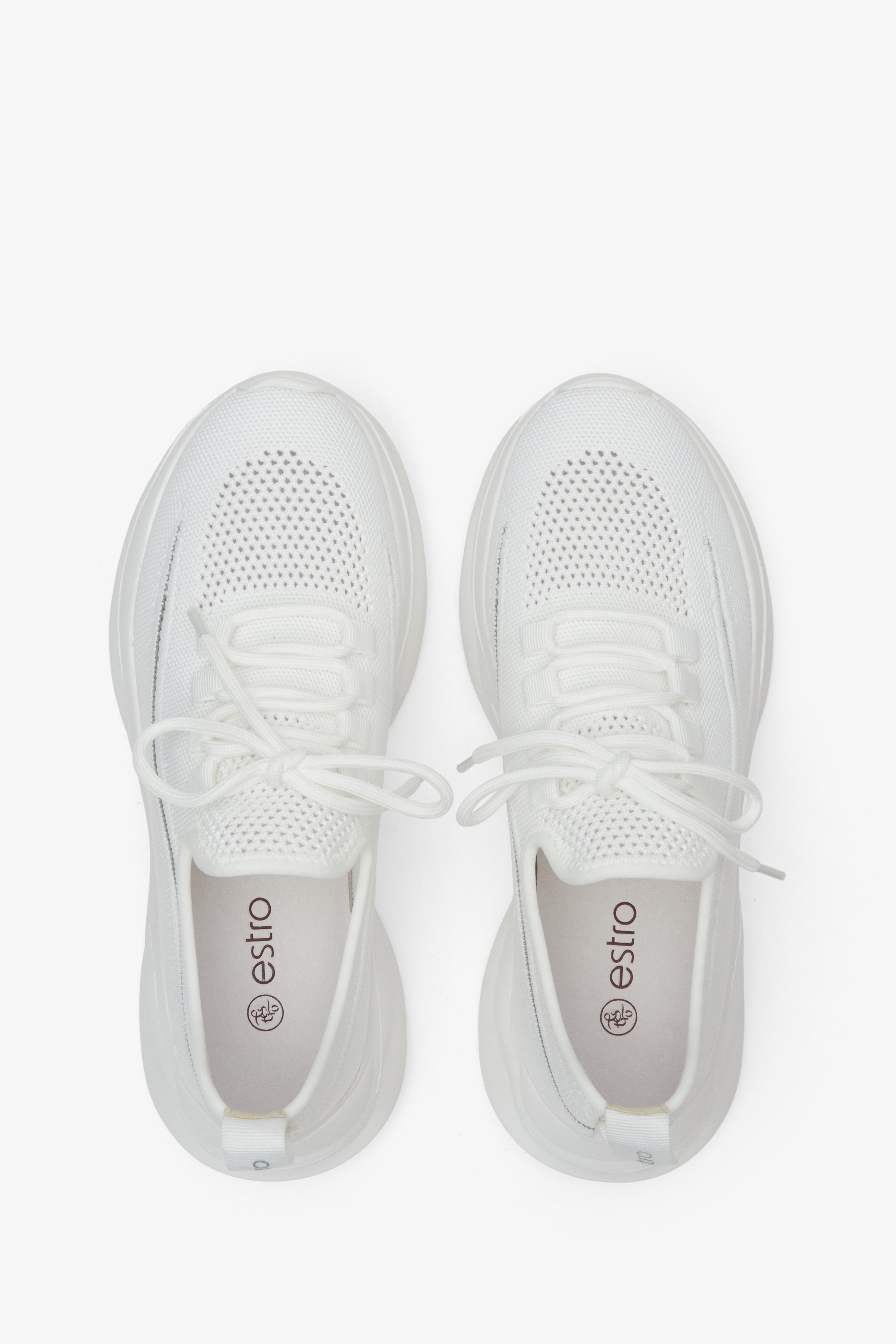 Sneakersy damskie białe z siateczki na lato Estro - prezentacja modelu z góry.