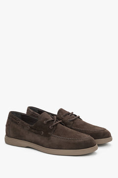 Męskie ciemnobrązowe loafersy w stylu żeglarskim z włoskiego weluru naturalnego Premium Estro.