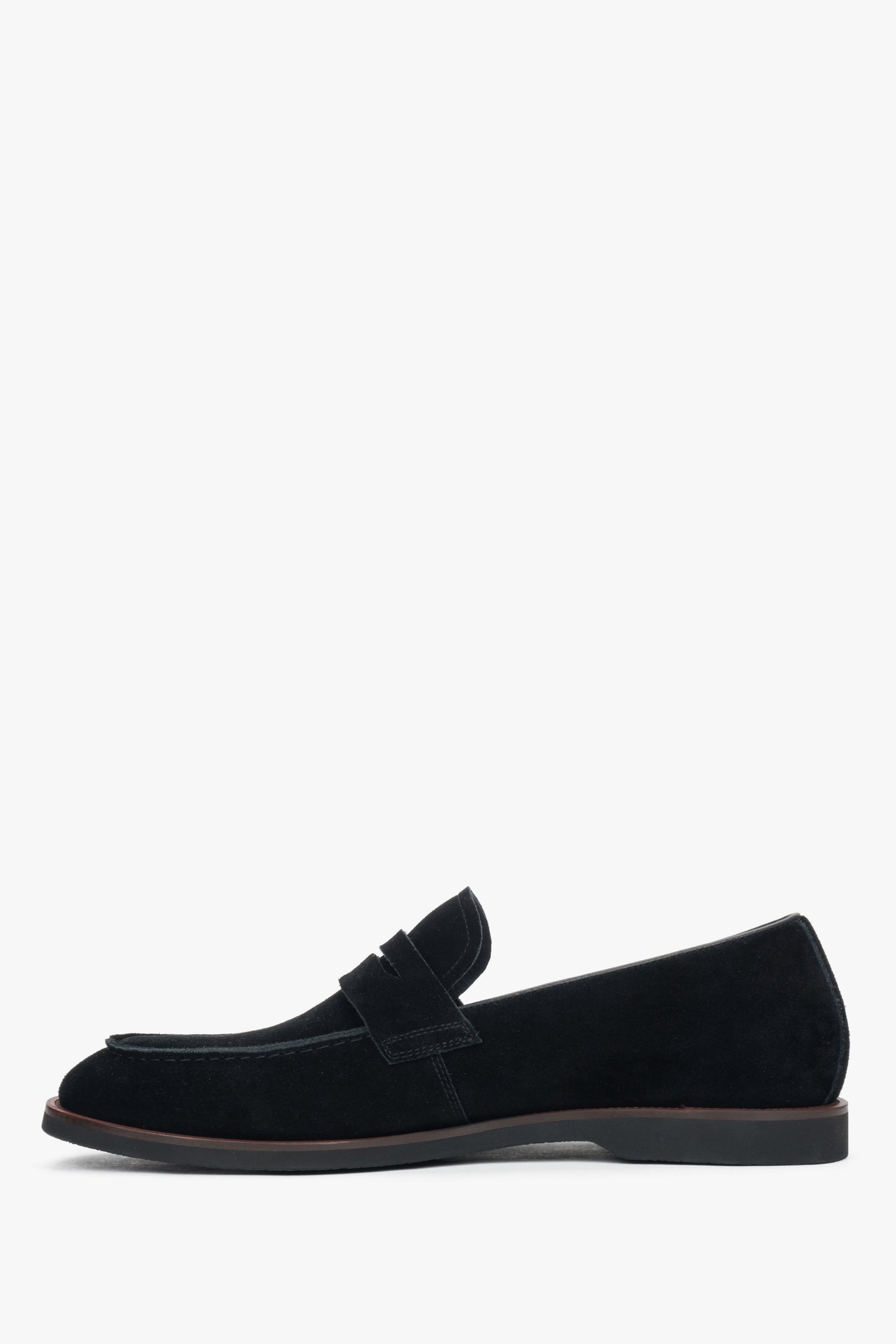 Męskie miękkie czarne loafersy z weluru naturalnego Estro.