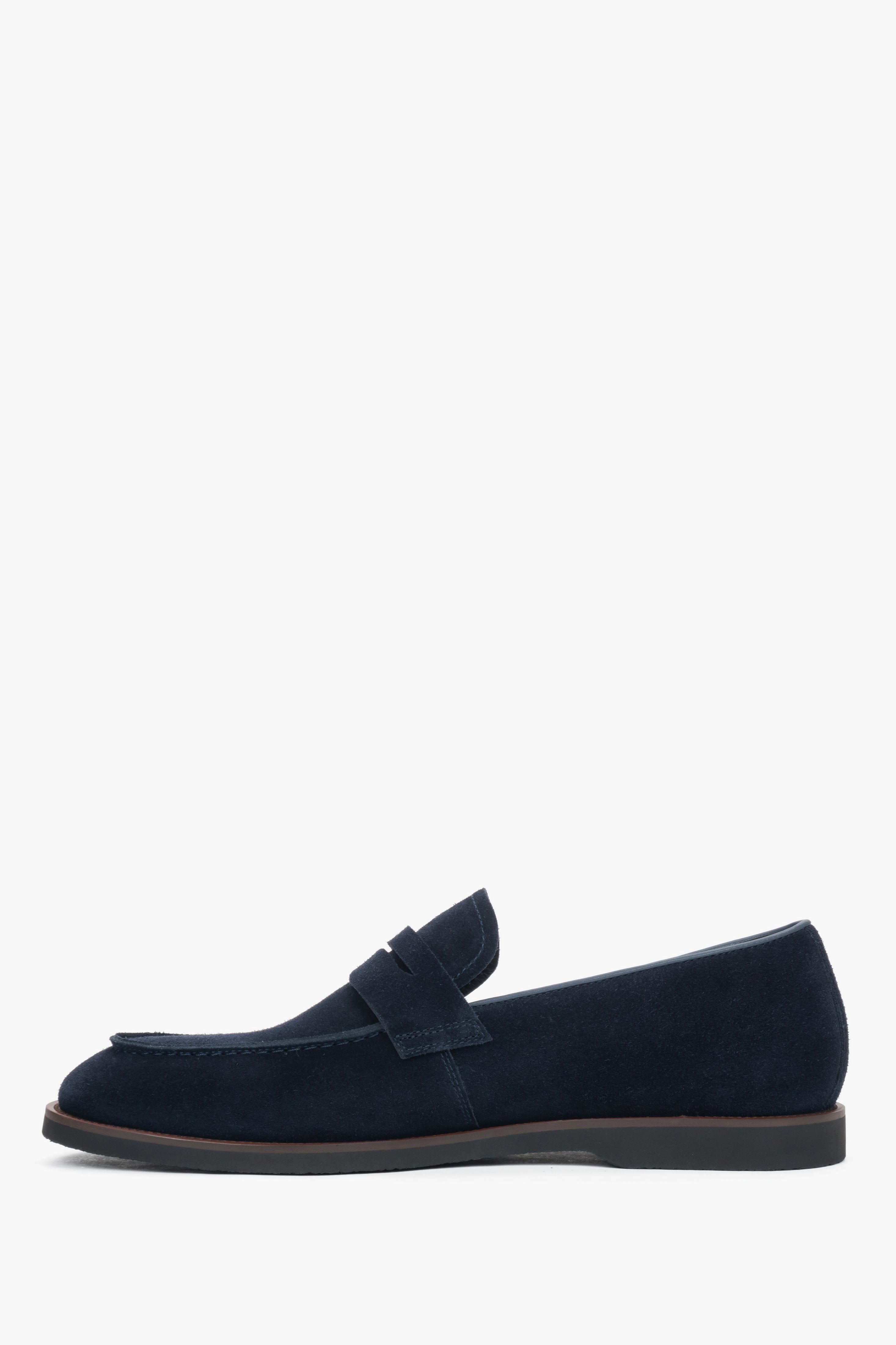 Męskie miękkie granatowe loafersy z weluru naturalnego Estro.
