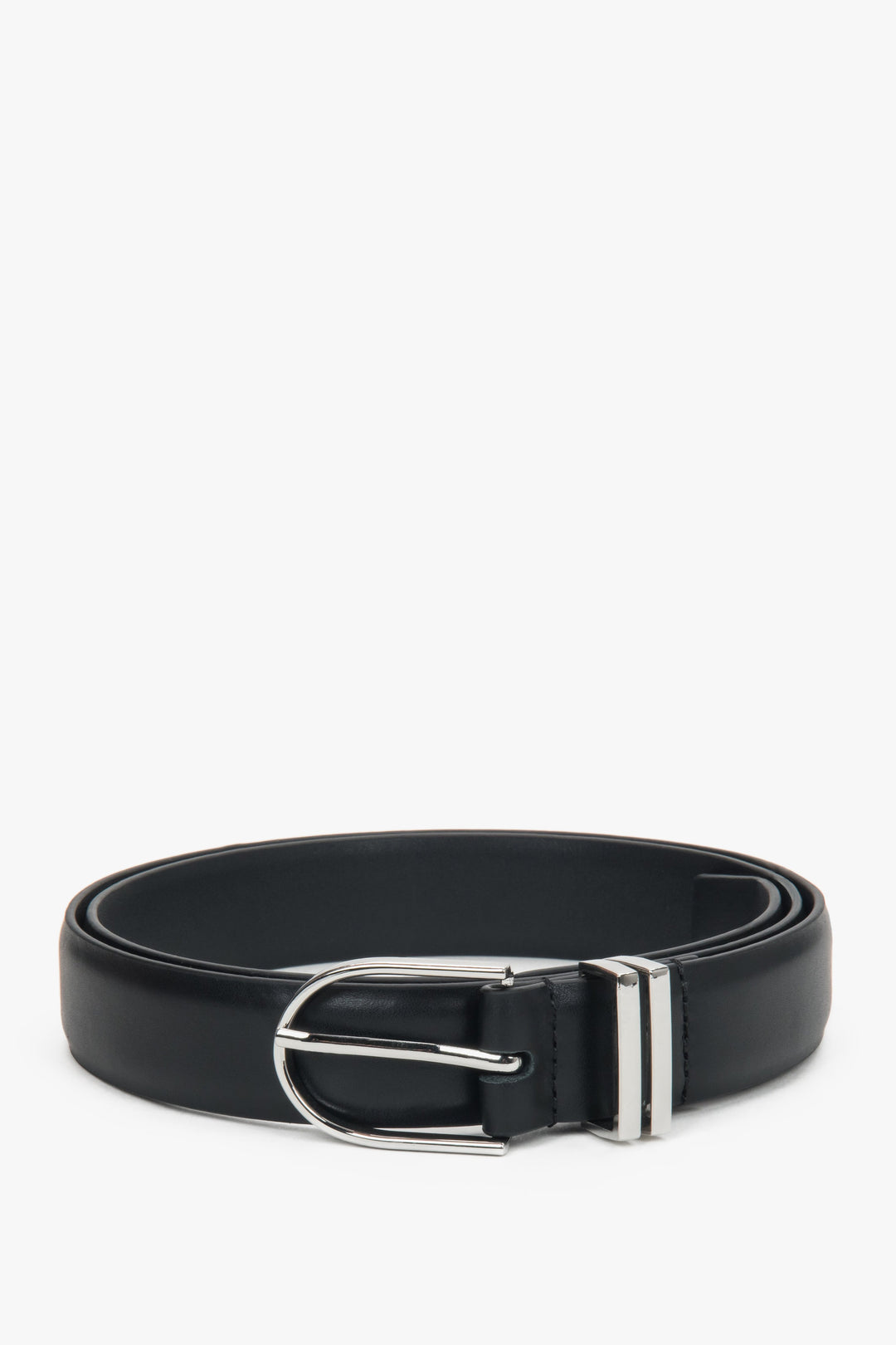 Minimalistyczny czarny pasek damski ze skóry naturalnej z srebrnymi okuciami Estro ER00118260.