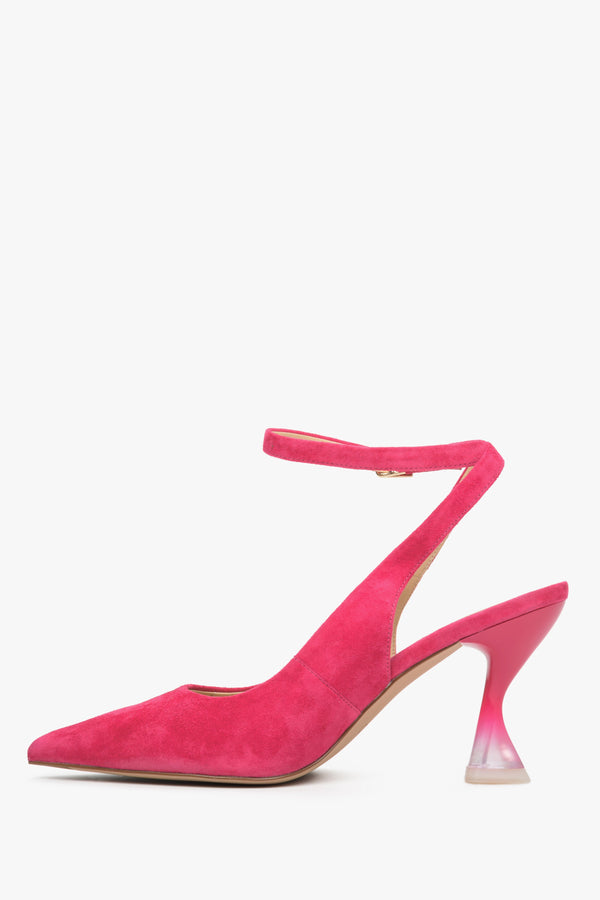 Damskie różowe czółenka z weluru naturalnego Estro - profil buta.