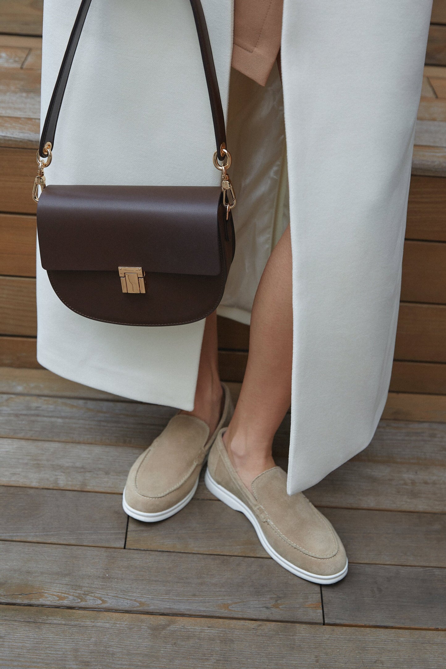 Ciemnobrązowa skórzana torebka damska na ramię Estro ER00114421