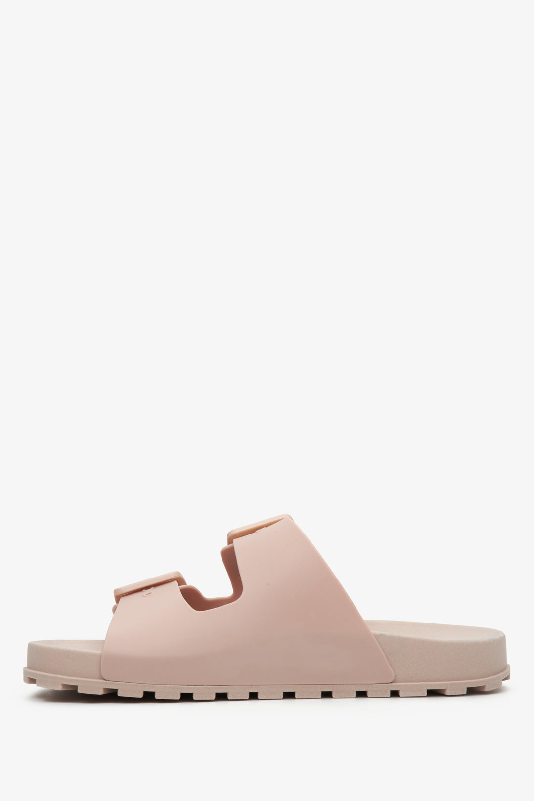 Damskie, gumowe klapki w kolorze jasnoróżowym Estro - profil buta.