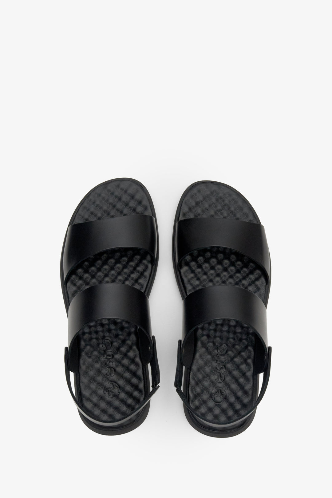 Męskie sandały czarne na lato ze skóry naturalnej, marka Estro - prezentacja modelu z góry.