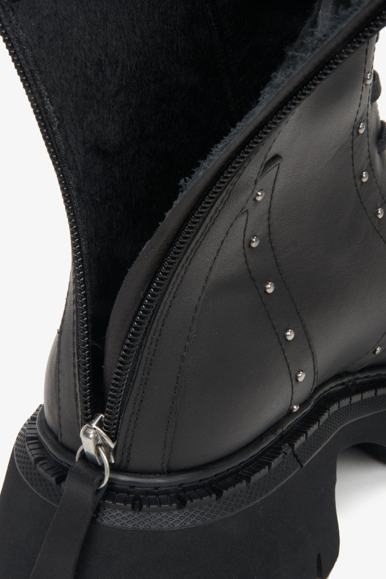 Skórzane czarne botki damskie Estro - zbliżenie na wnętrze modelu.