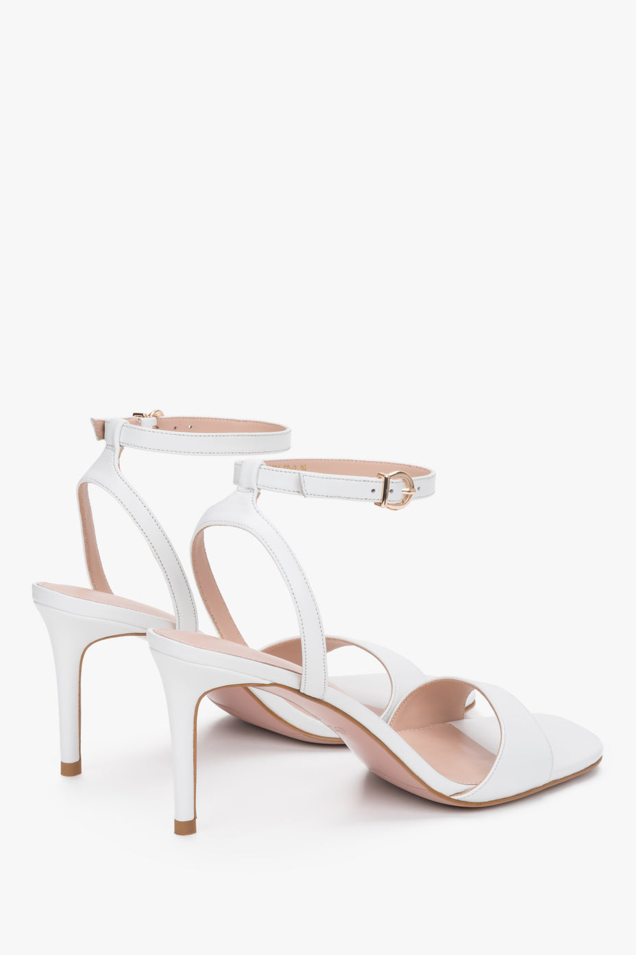 Ze skóry naturalnej, białe sandałki damskie na szpilce Estro.