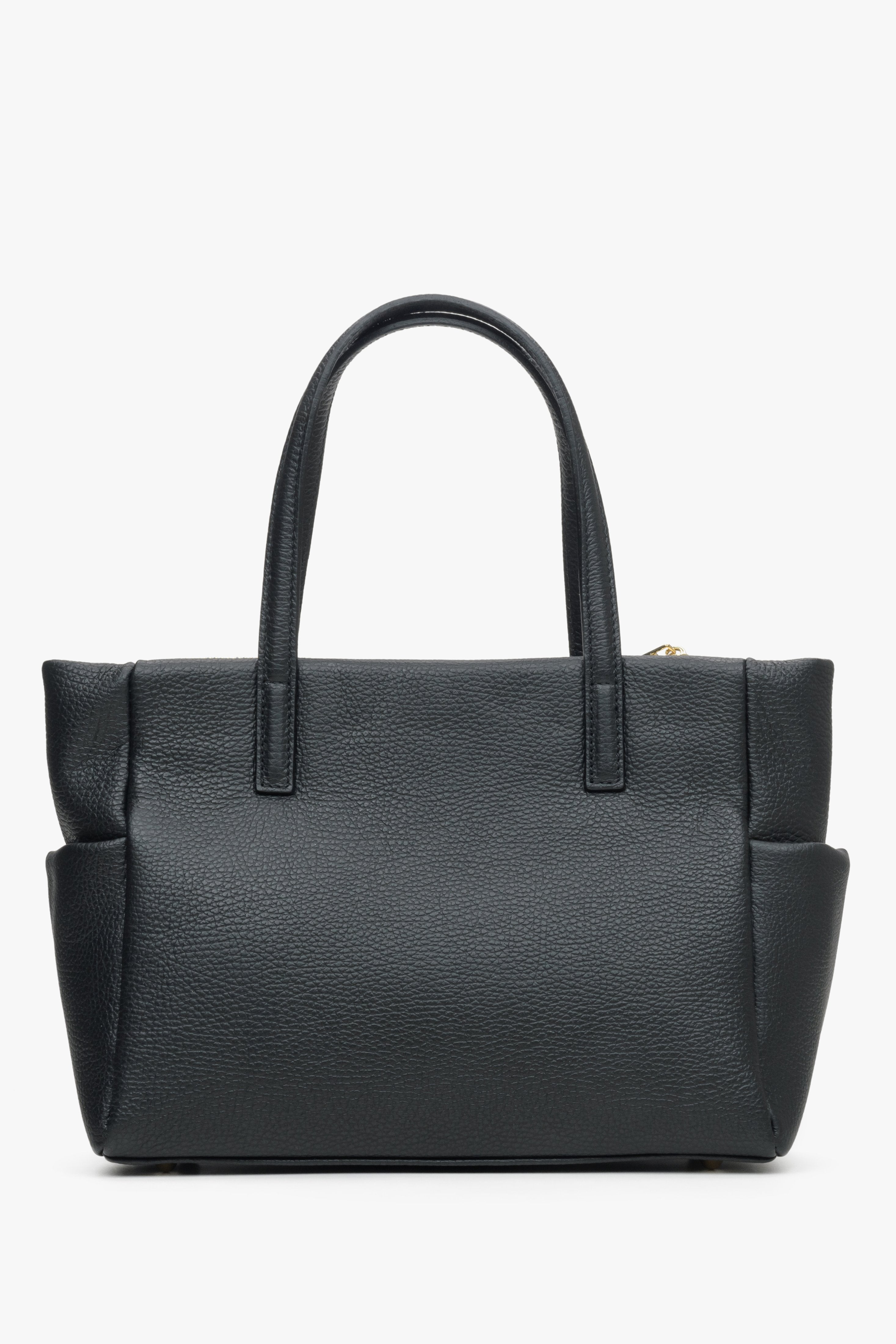 Damska czarna torba typu shopper marki Estro.