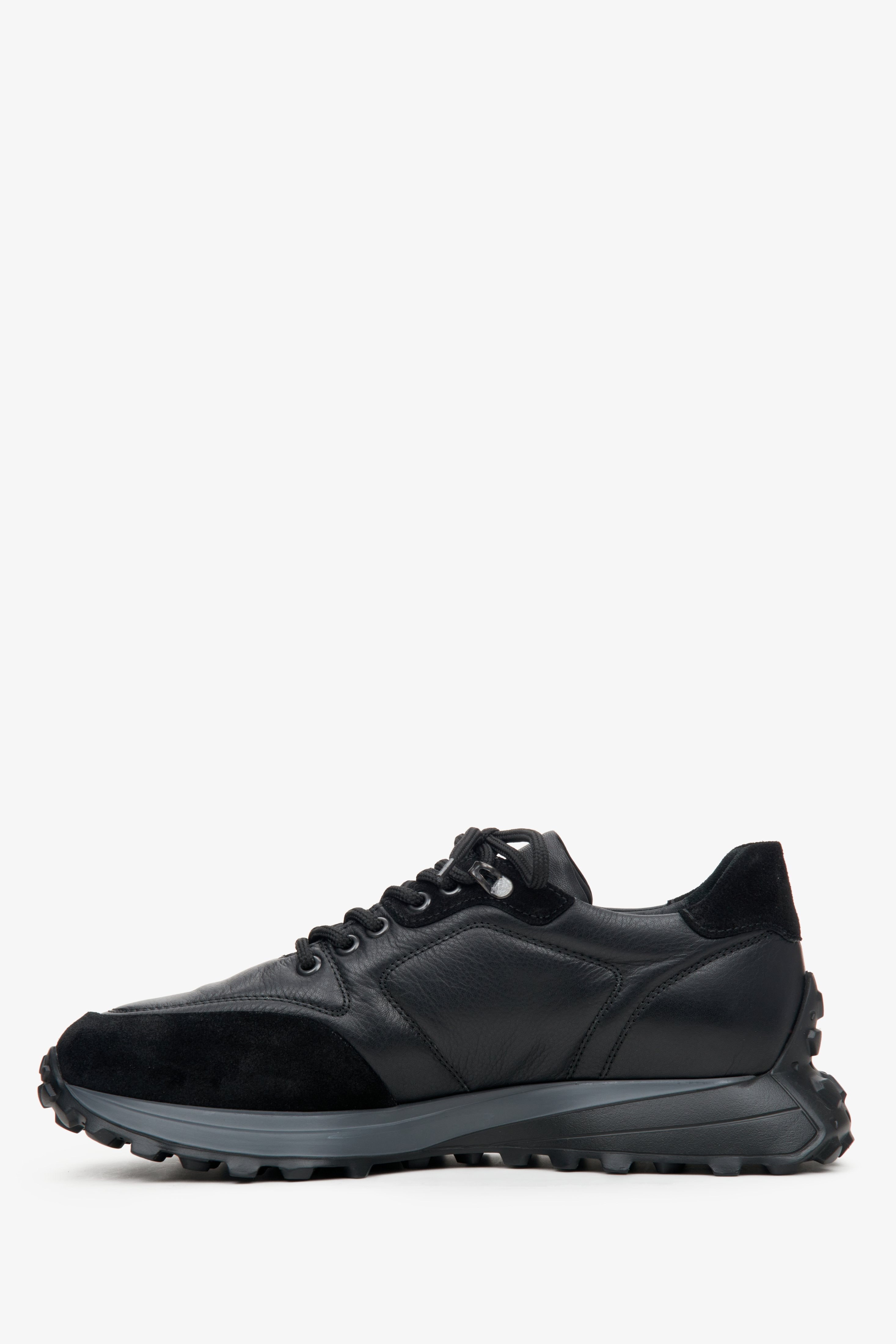 Męskie, czarne sneakersy sportowe Estro - profil buta.