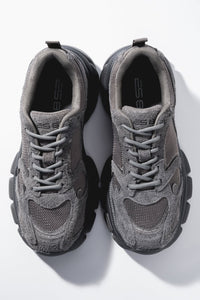 Szare sneakersy damskie z weluru naturalnego i przewiewnej siateczki na platformie ES8 ER00120359
