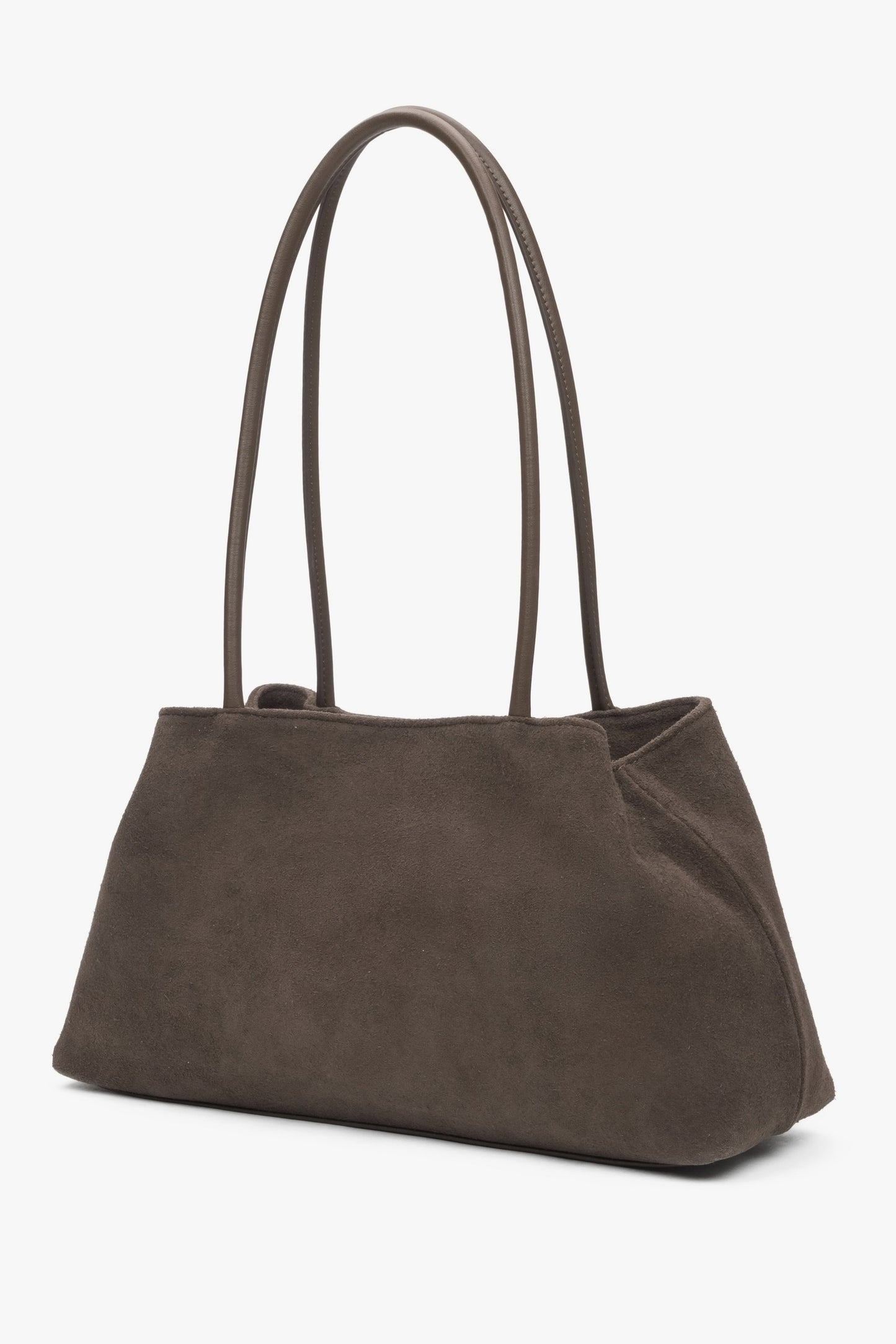 Szarobeżowa torebka damska na ramię z miękkiego weluru naturalnego.