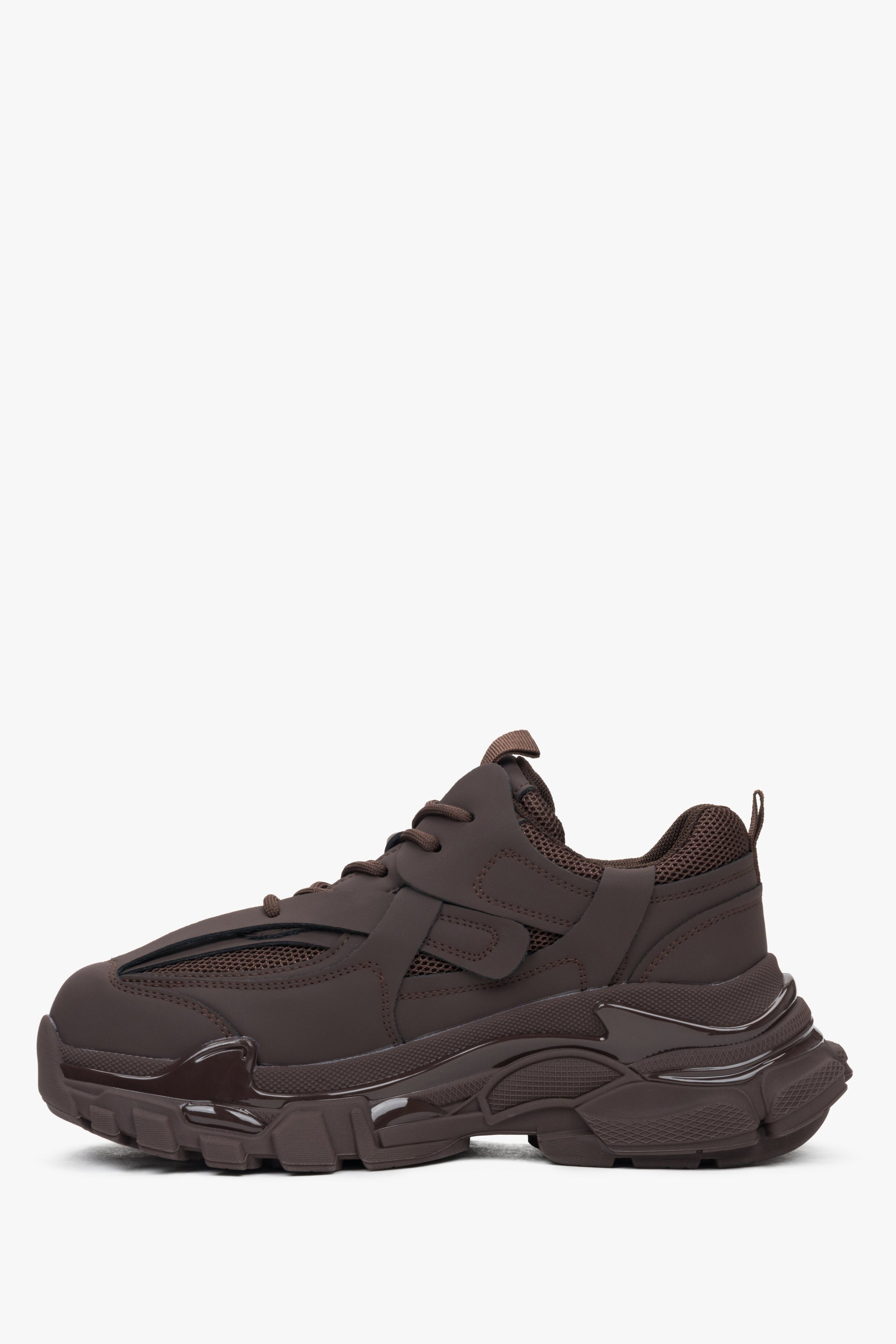 Ciemnobrązowe sneakersy damskie na grubej podeszwie ES8; wiosenno-jesienne.