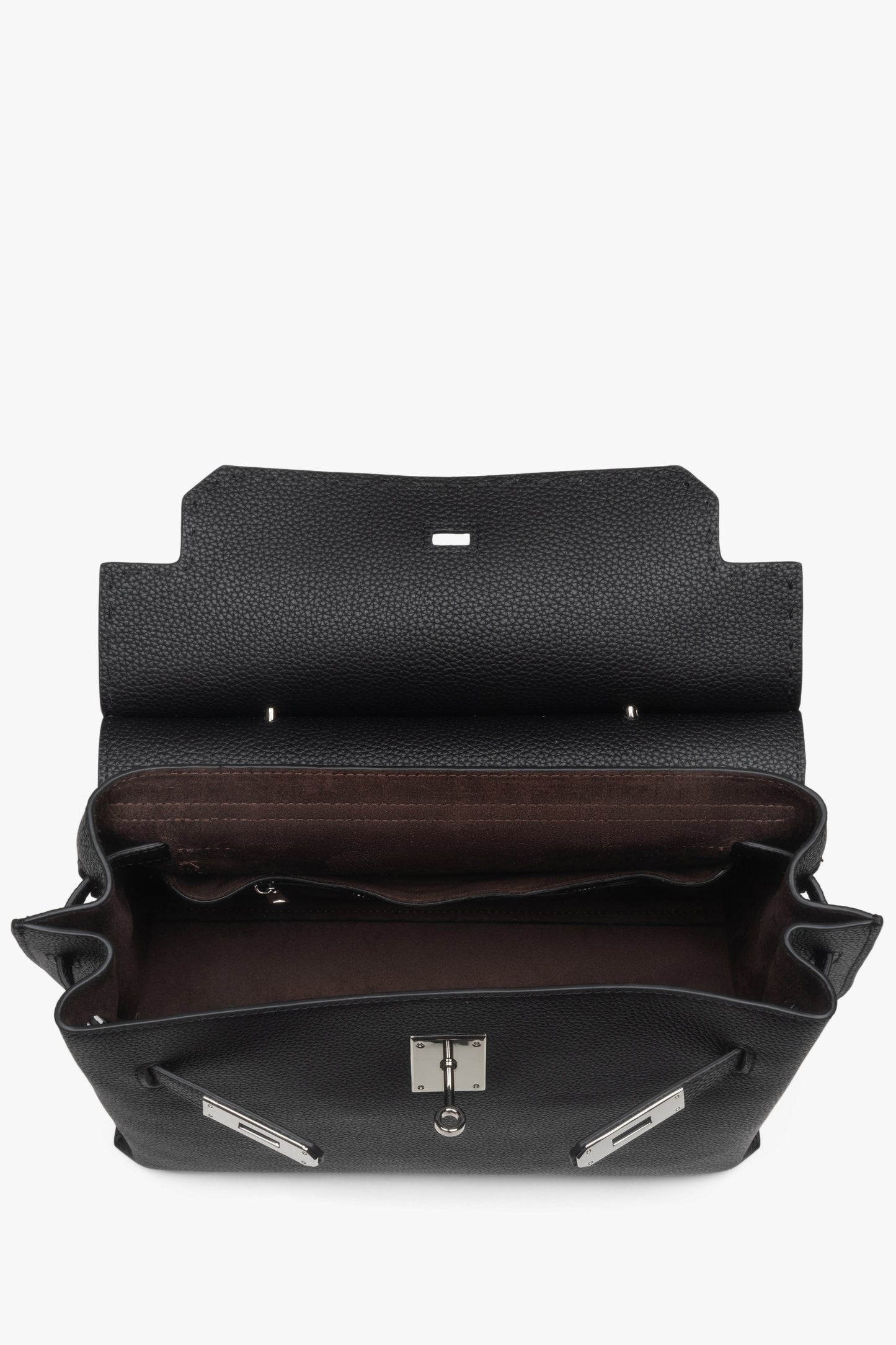 Torebka damska Estro typu kuferek, w kolorze czarnym, ze skóry naturalnej.