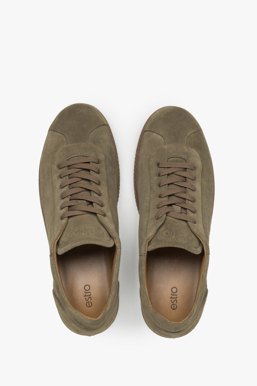Męskie trampki Estro w kolorze khaki, wykonane z włoskiego weluru naturalnego Premium.