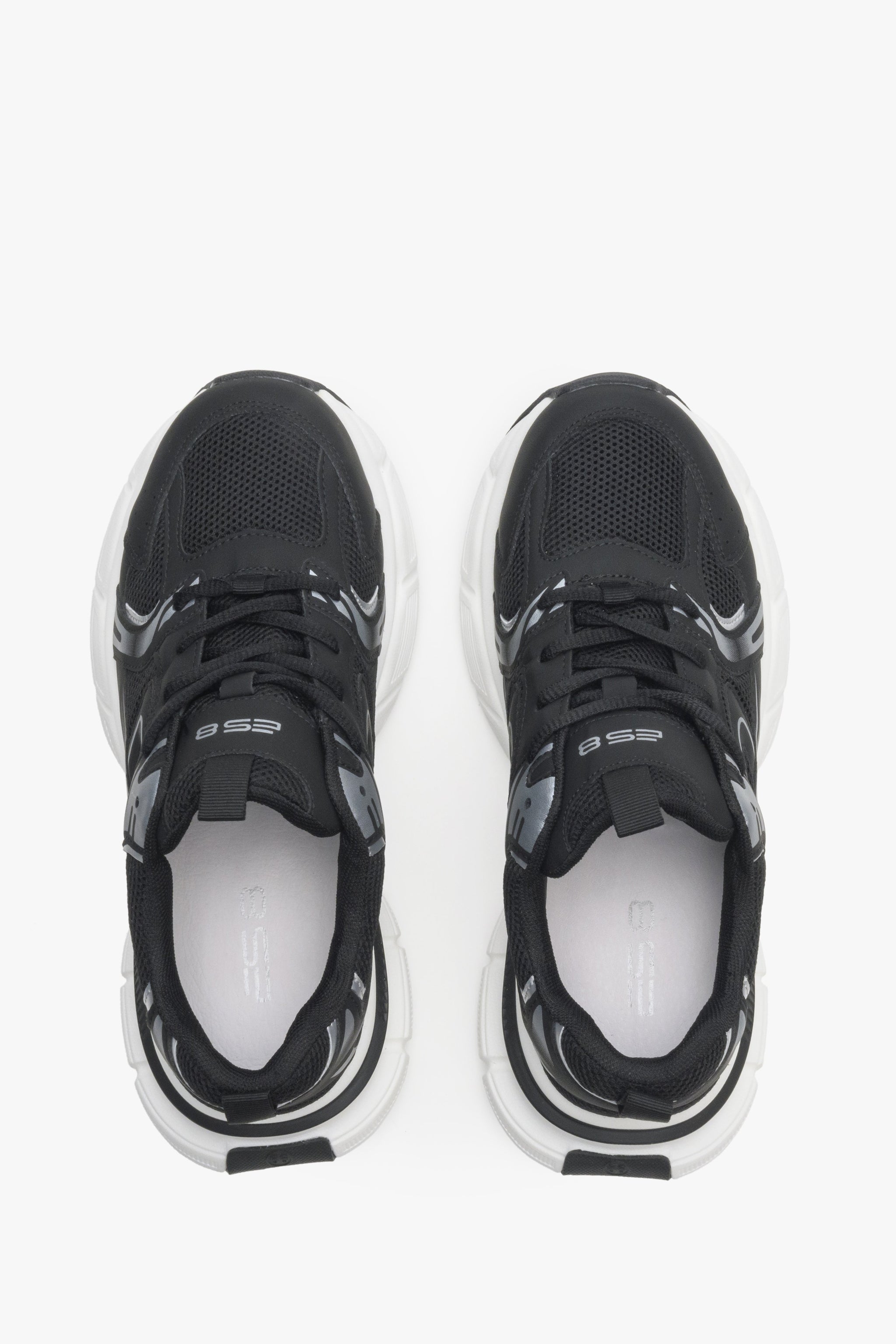 Czarne sneakersy damskie z siateczką ES 8 - prezentacja modelu z góry.