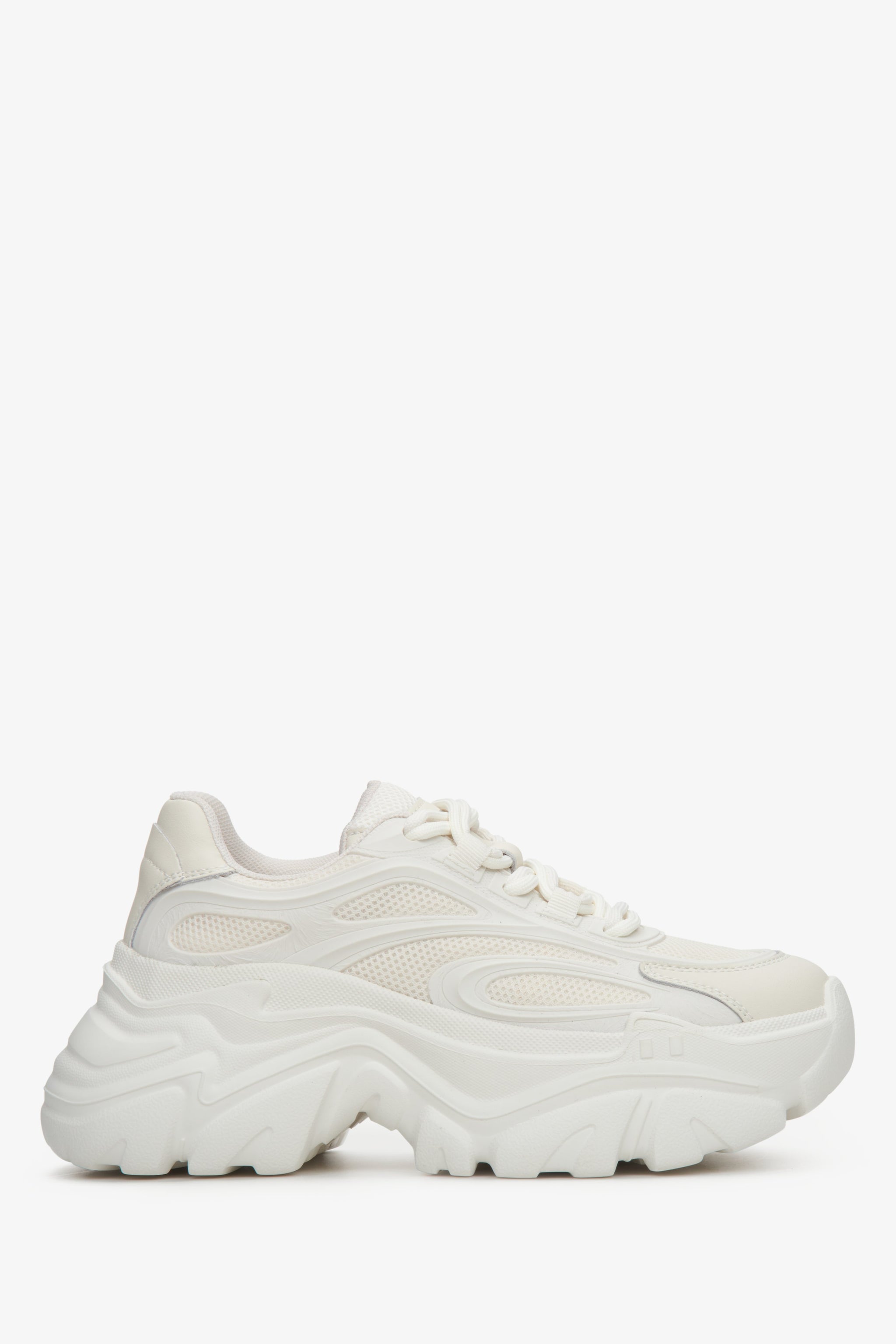 Jasnobeżowe sneakersy damskie na platformie z łączonych materiałów ES 8 ER00113227
