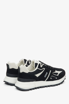 Damskie czarne sneakersy z ekoskóry i miękkich materiałów tekstylnych ES8 - zbliżenie na zapiętek i linię boczną butów.