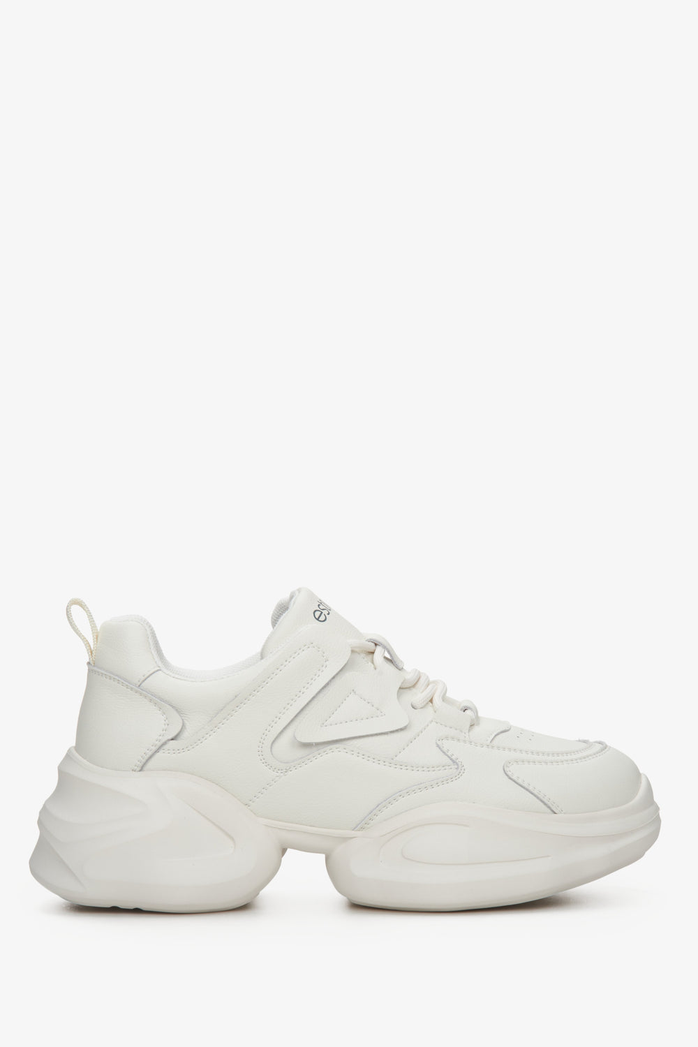 Białe skórzane sneakersy damskie na grubej platformie Estro ER00112597
