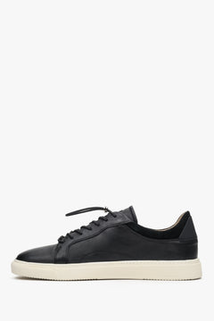 Męskie sneakersy ze skóry naturalnej w kolorze czarnym marki Estro - profil buta.