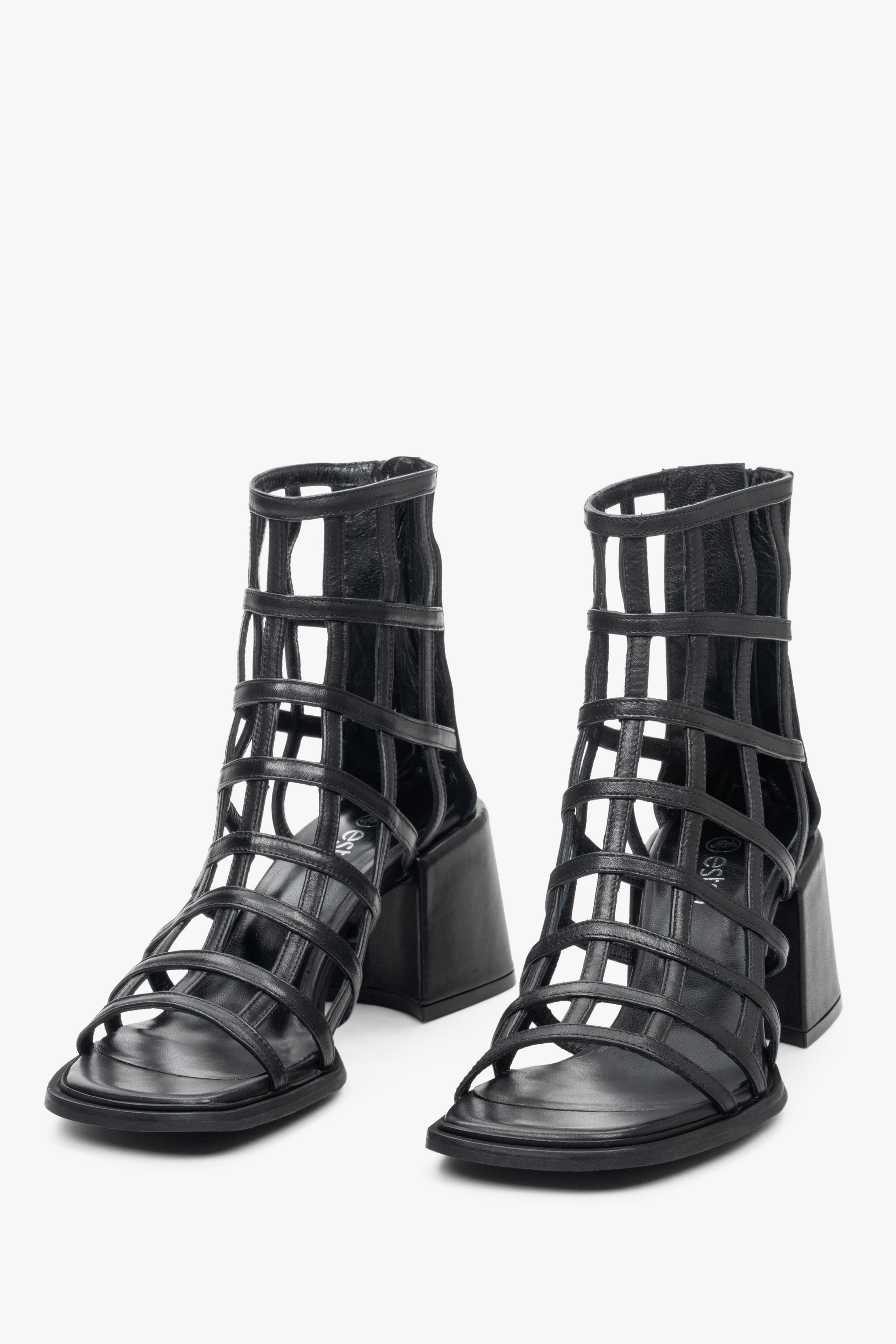 Sandały damskie w kolorze czarnym ze skóry naturalnej marki Estro - pogląd korpusu obuwia z przodu.