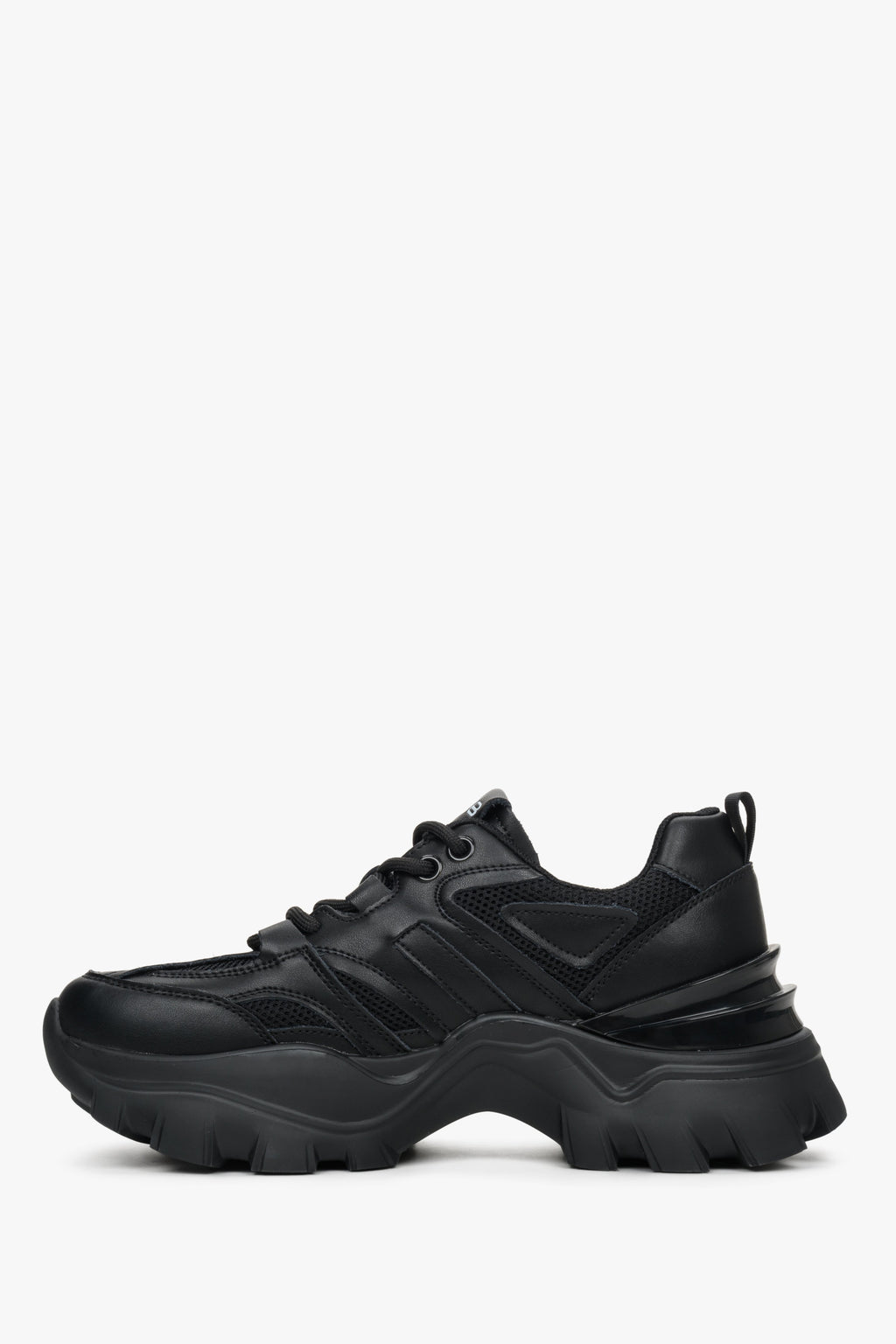 Czarne sneakersy damskie ES 8 na szerokiej platformie na wiosnę i jesień.