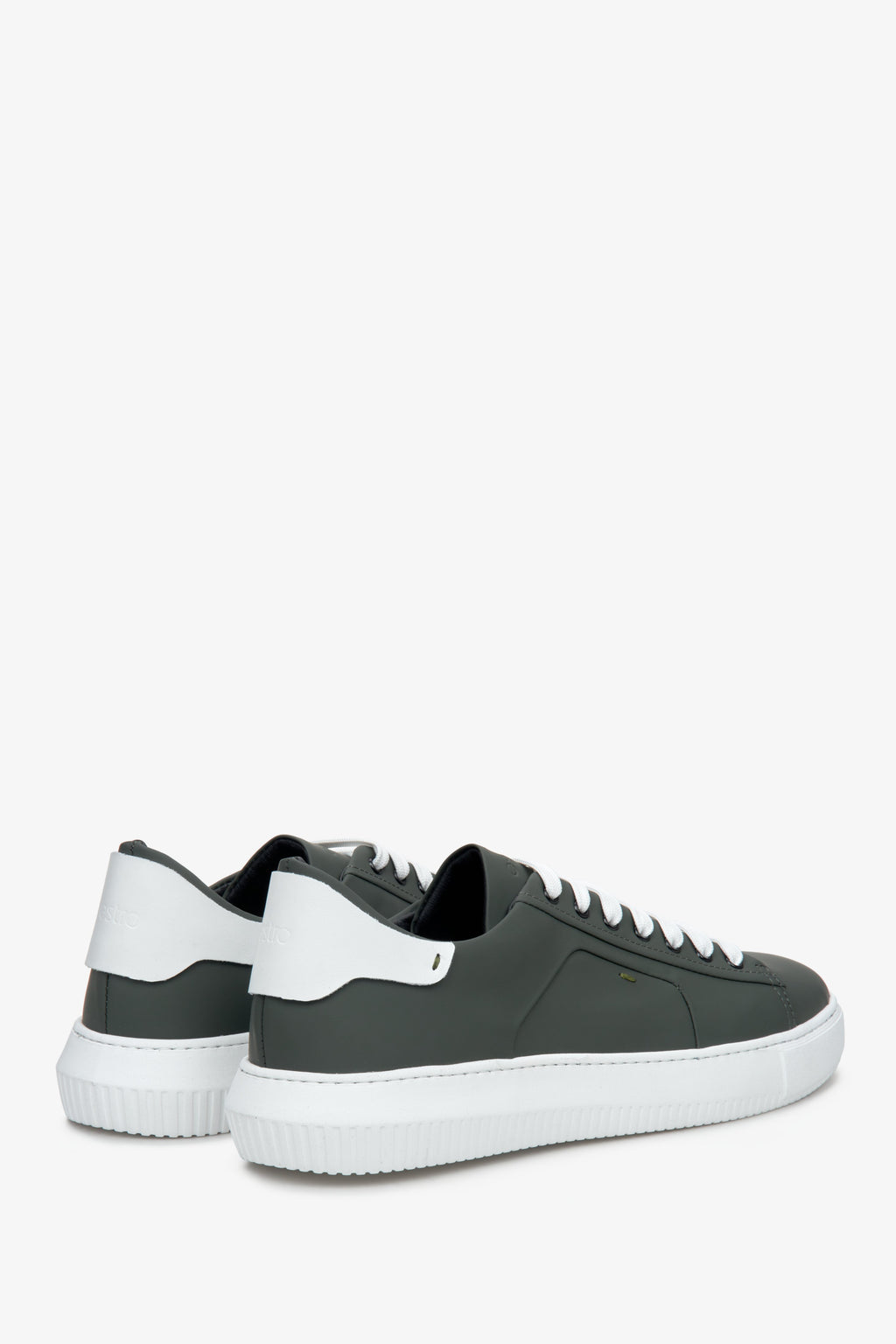 Zielone sneakersy męskie ze skóry naturalnej Estro ER00112367