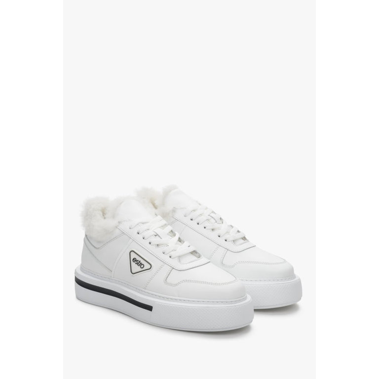 Białe, ocieplane sneakersy damskie ze skóry naturalnej marki Estro.