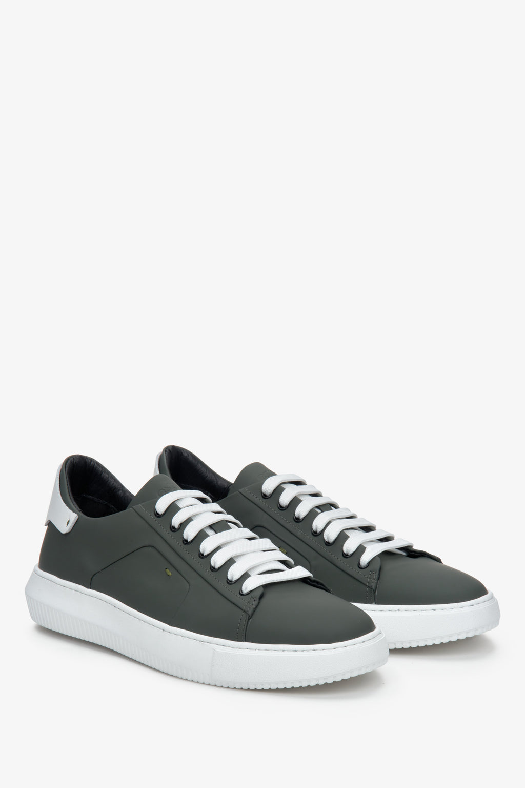 Zielone sneakersy męskie ze skóry naturalnej Estro ER00112367