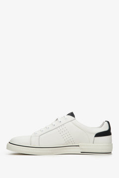 Sneakersy męskie na wiosnę ze skóry naturalnej ES 8 - prezentacja profilu buta.