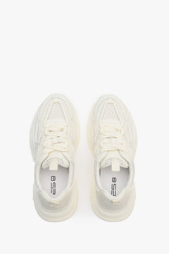 Sneakersy damskie w kolorze beżowym ES 8 na wiosnę i jesień - prezentacja obuwia z góry.