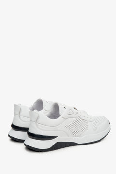 Sneakersy męskie ze skóry naturalnej w kolorze białym na lato marki Estro.