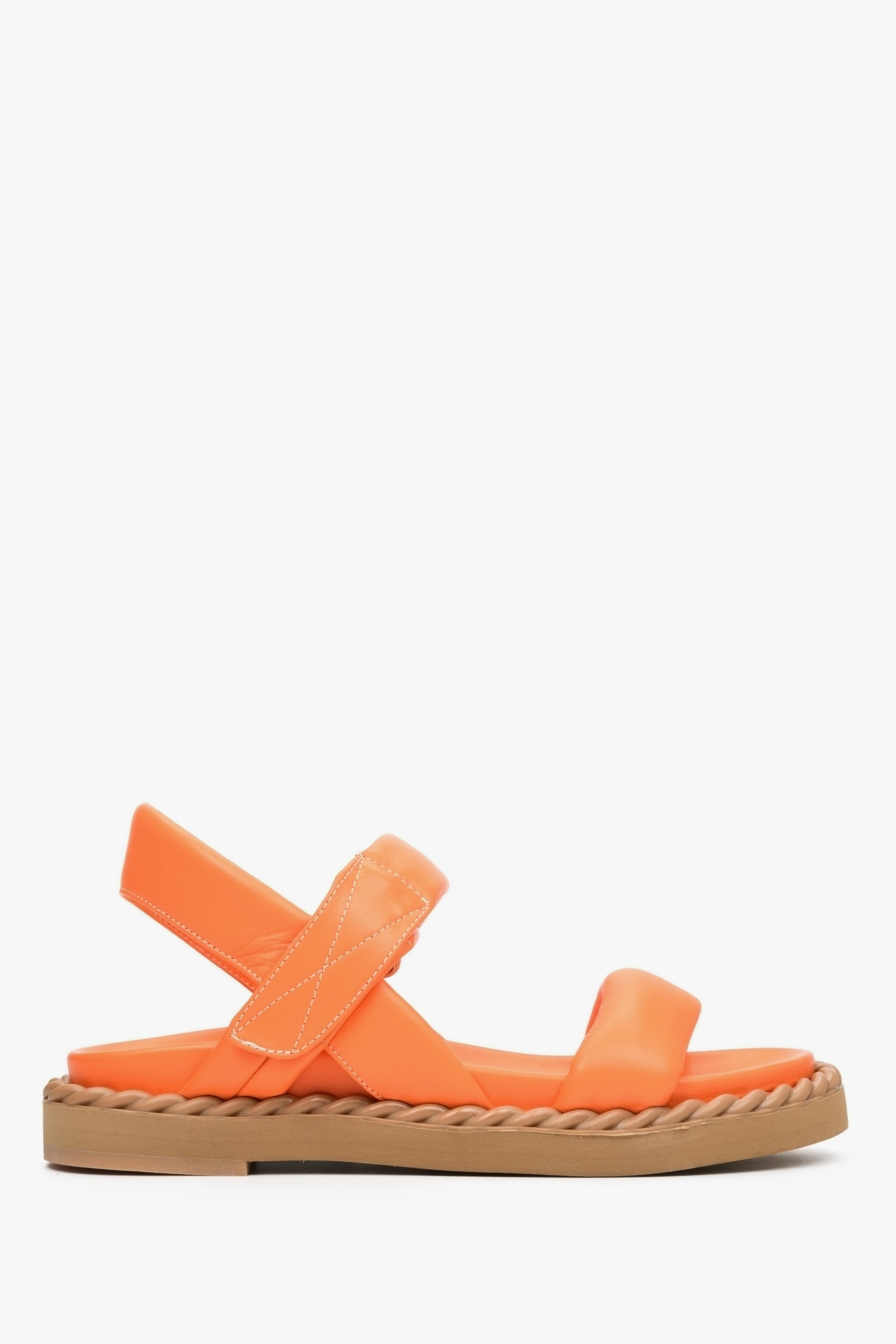 Pomarańczowe sandały damskie ze skóry naturalnej na lato Estro ER00112871